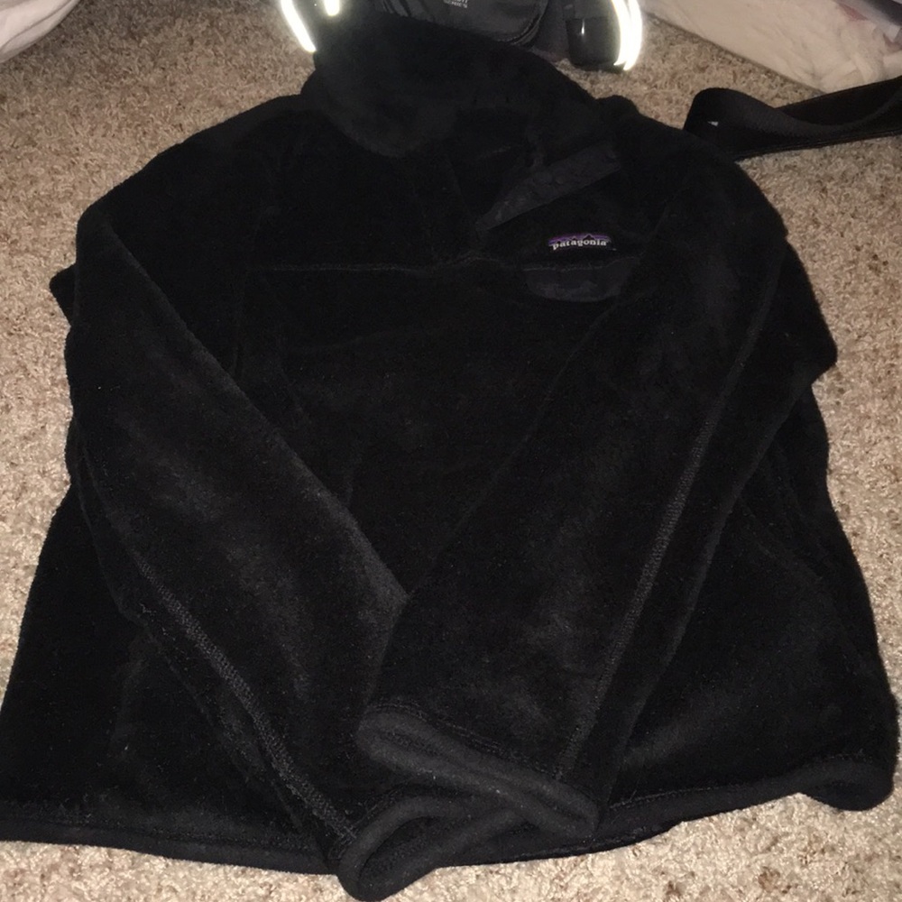 Patagonia fuzzy sweatshirt size medium